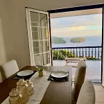Island View Retreat