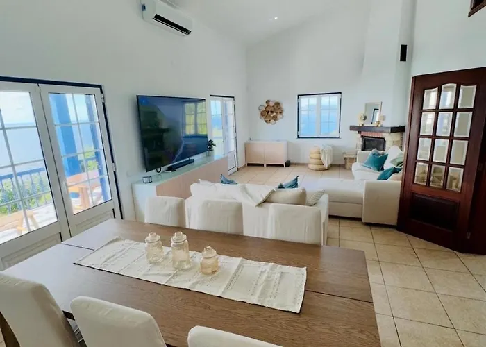 Island View Retreat Villa