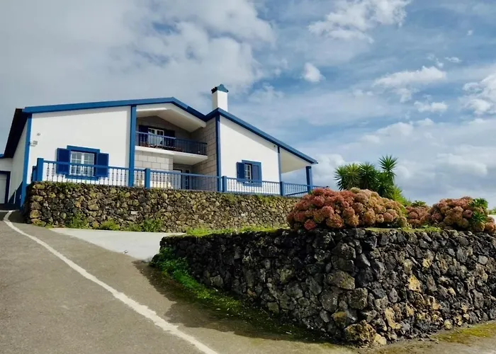 Villa Island View Retreat *